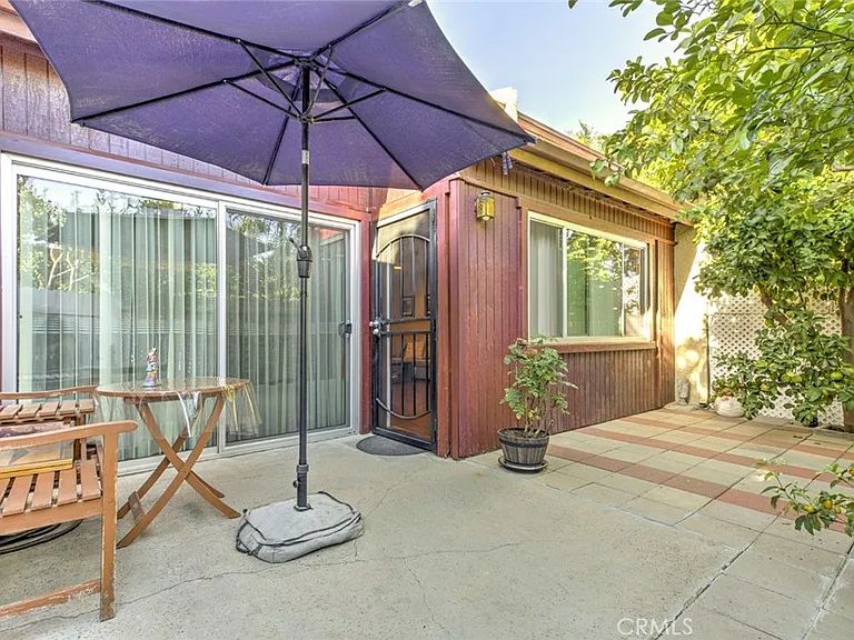 7631 Vineland Ave #2 — Photo 2