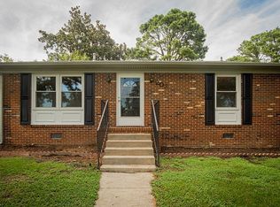 206 Macarthur Ave, Colonial Heights, VA 23834