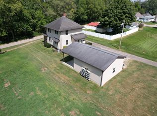 2115 Irwin Dr, Columbus, IN 47201