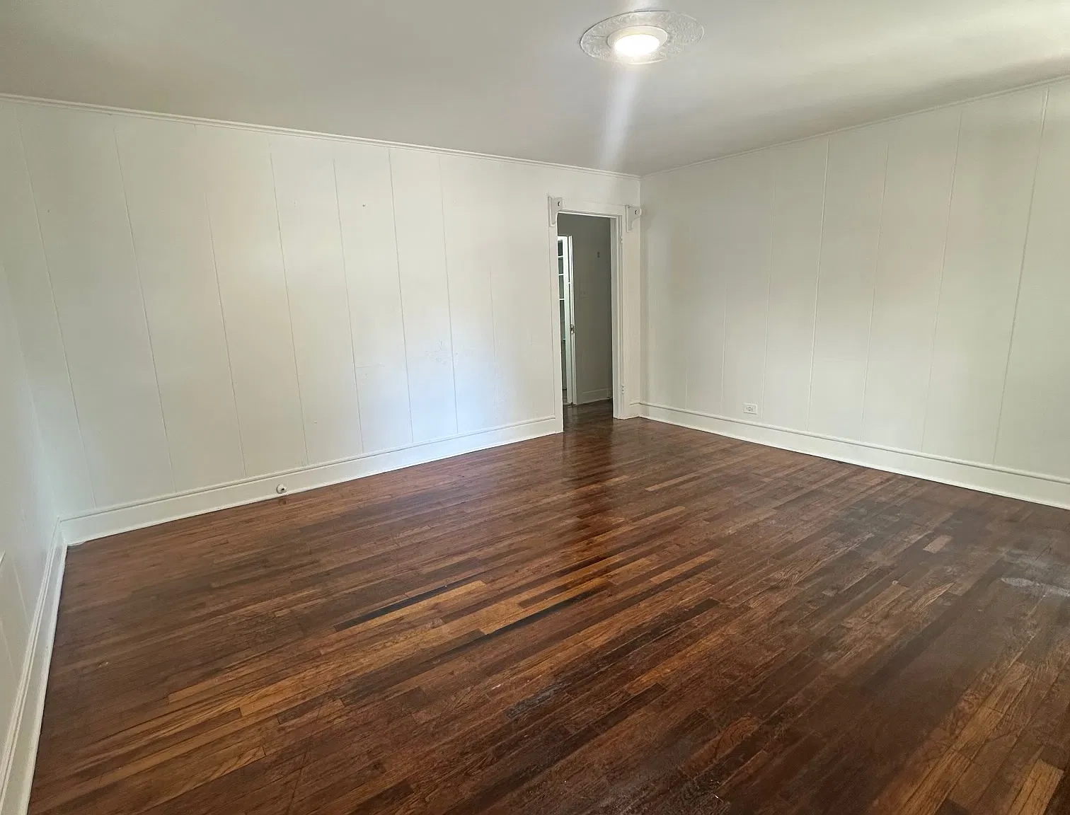 2 bed, 969 sqft, $1,050 — Photo 2