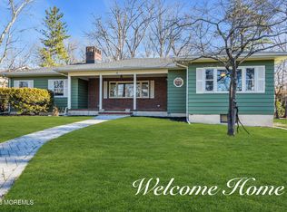 15 Lexington Ave, Toms River, NJ 08753