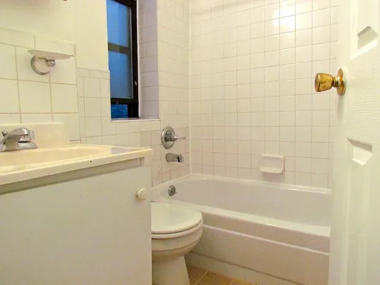 Rented by Landmark Real Estate | media 36