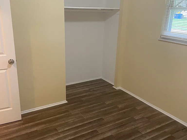 745 Pelican Ln — Photo 14