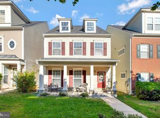 16455 Kenneweg Ct, Woodbridge, VA 22191