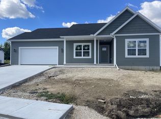 420 Valley Dr, Theresa, WI 53091