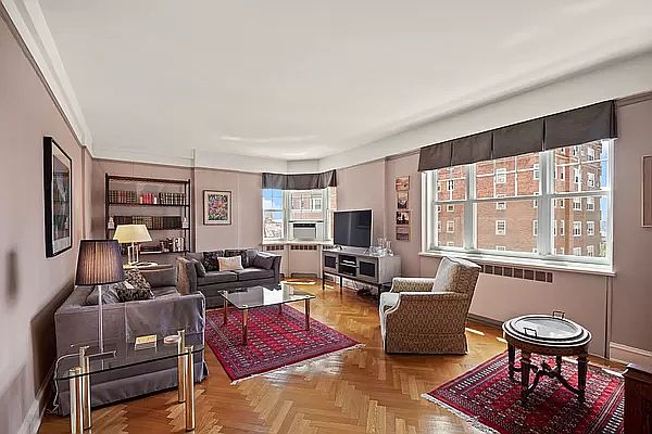 1st image of 140 Cabrini Blvd APT 73