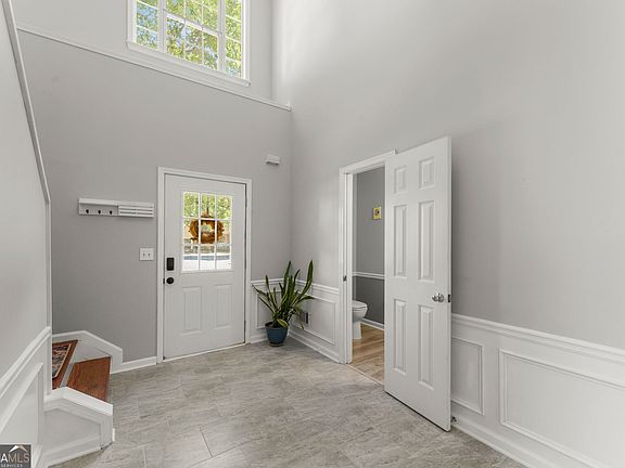 5th image of 6010 Foxberry Ln