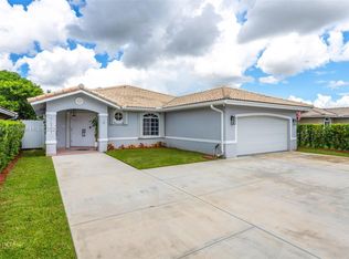 16317 SW 79th Ter, Miami, FL 33193