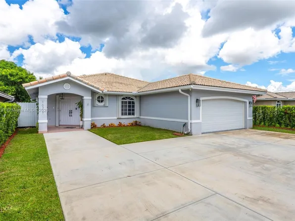 16317 SW 79th Ter, Miami, FL 33193