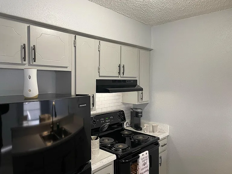 The Rise Apartments — Photo 33
