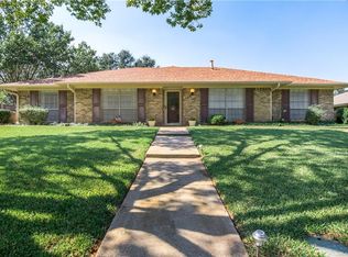 557 Sellmeyer Ln, Highland Village, TX 75077