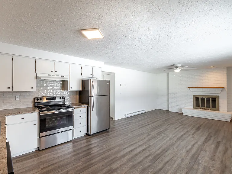 3507 E 57th Ave — Photo 10
