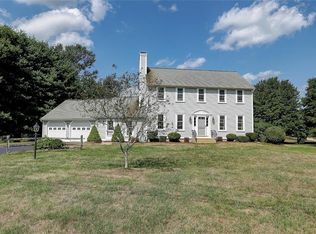 219 Queens River Dr, South Kingstown, RI 02892