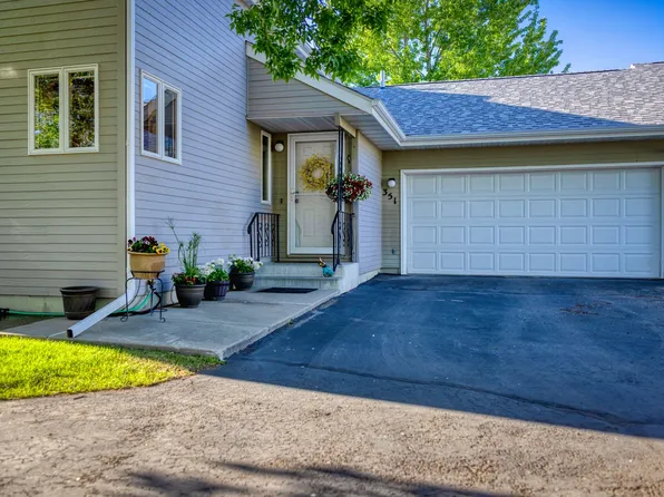 351 Lamplighter Ln, Great Falls, MT 59405