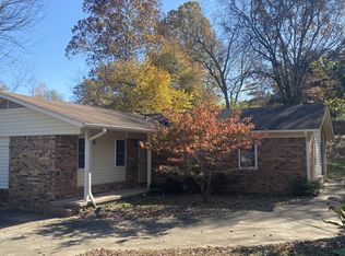 1801 S Glenwood Ave, Russellville, AR 72801