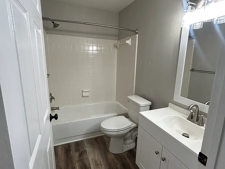 476 Richview Park Cir W — Photo 9