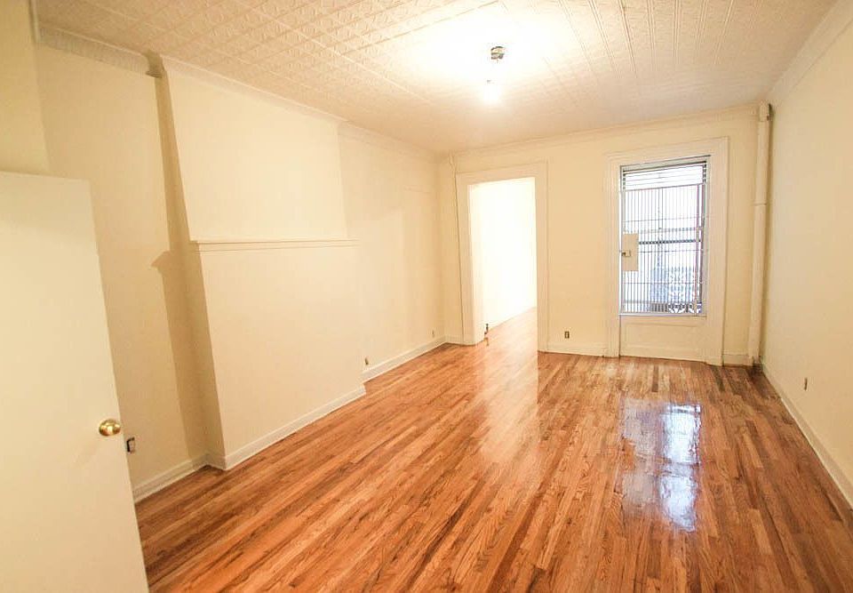 1st image of 155 2nd Ave APT 1