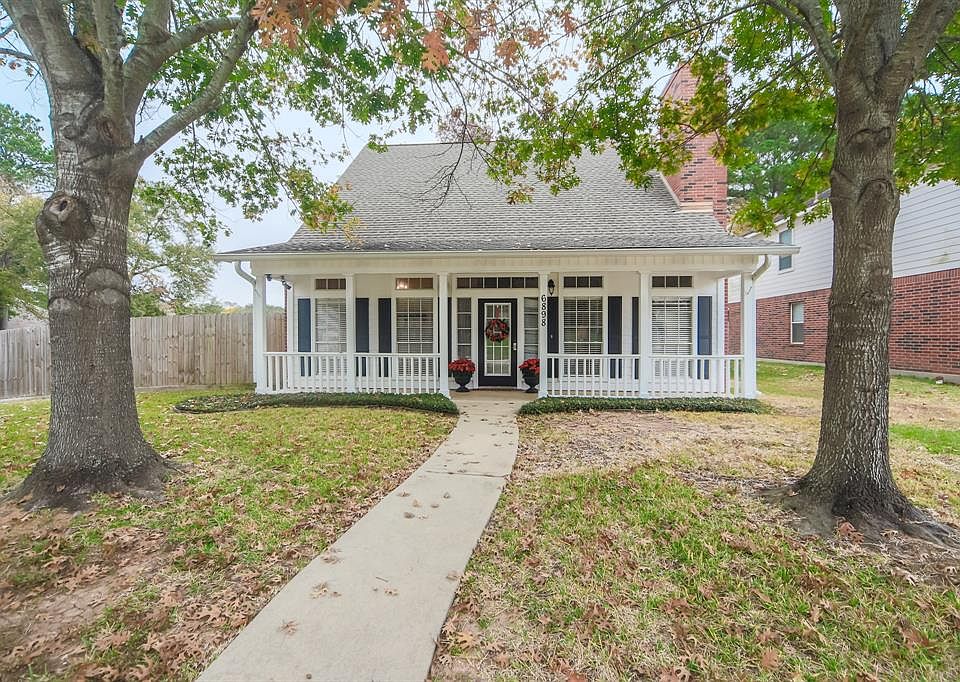 1st image of 6898 Stillwater Dr