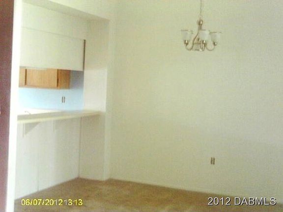 4th image of 556 Breckenridge Vlg