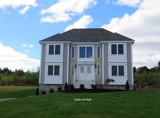 44 Samoset Dr, Leominster, MA 01453