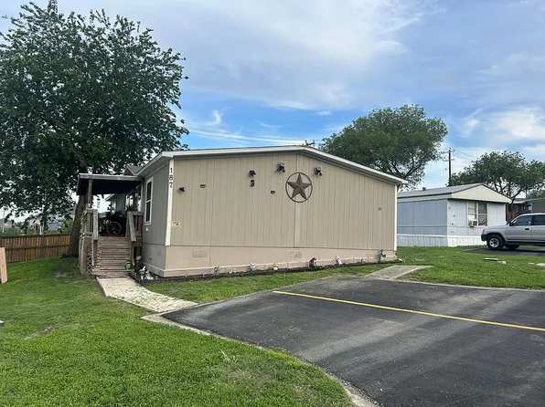 7616 Upper Seguin Rd Trailer 187, Converse, TX 78109