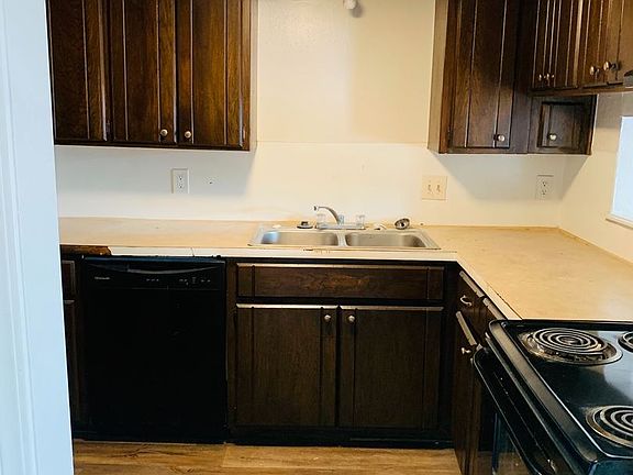 4th image of 1516 Westfield Cir