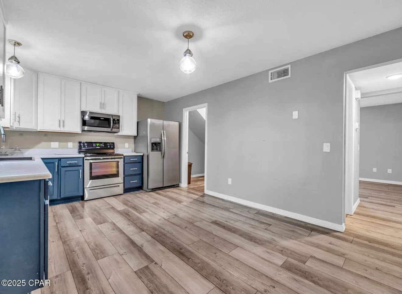 2 bed, 1092 sqft, $1,750 — Photo 4