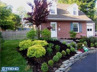 7236 Hollywood Rd, Fort Washington, PA 19034