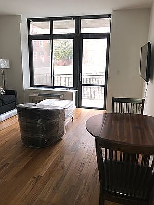 3rd image of 3219 Irwin Ave #6F