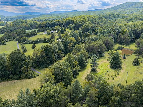 3rd image of 125 Great North Mountain Dr
