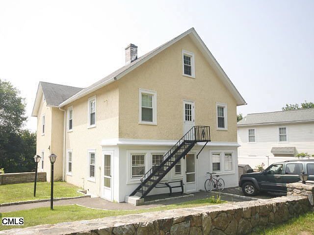 2nd image of 45 Garibaldi Ln