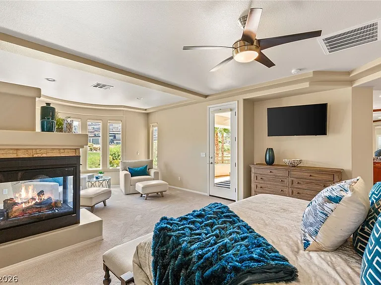 1399 Foothills Village Dr — Photo 33