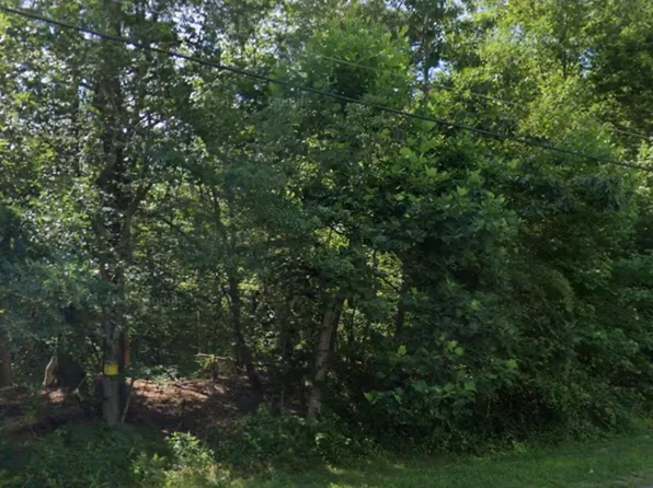 415 Darmstadt Ave, Egg Harbor City, NJ 08215