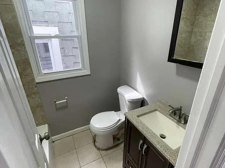 748 S 16th St #3 — Photo 2