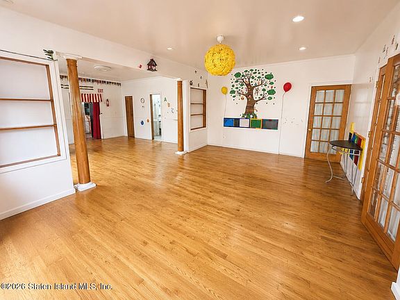 5th image of 2667 Cropsey Ave