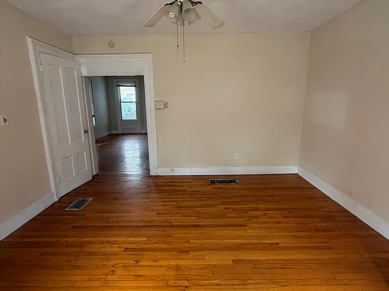 224 Lloyd St #1 — Photo 8