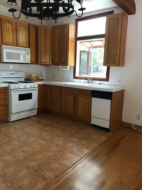 1st image of 6149 Glen Tower St