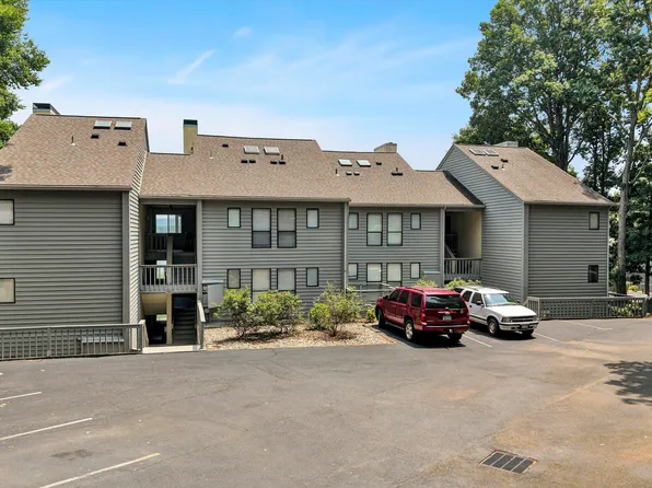 75 Dockside Cir Unit 311, Moneta, VA 24121
