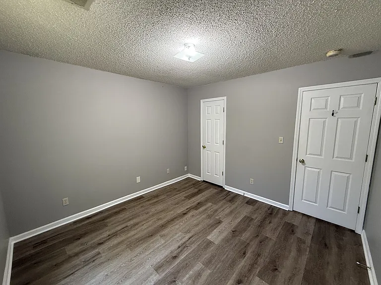 367 Templeton Dr — Photo 41