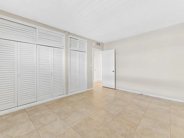 710 N Ocean Blvd #710 — Photo 21