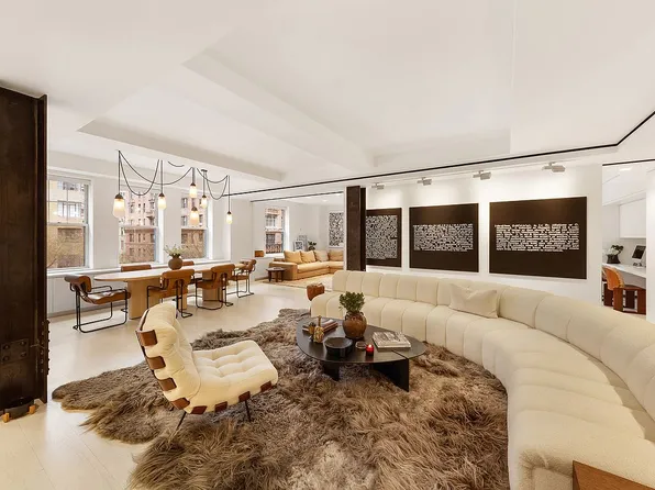 310 W End Ave #4B, New York, NY 10023