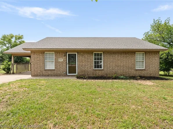 1921 N Spillman St, Sallisaw, OK 74955