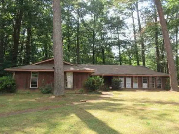 244 Fox Meadows Rd, Jackson, MS 39212