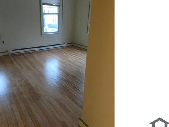 41 Winter St APT 1F, Fitchburg, MA 01420