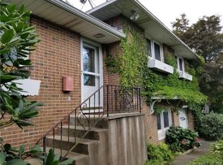 111 Fanning St, Waterbury, CT 06704