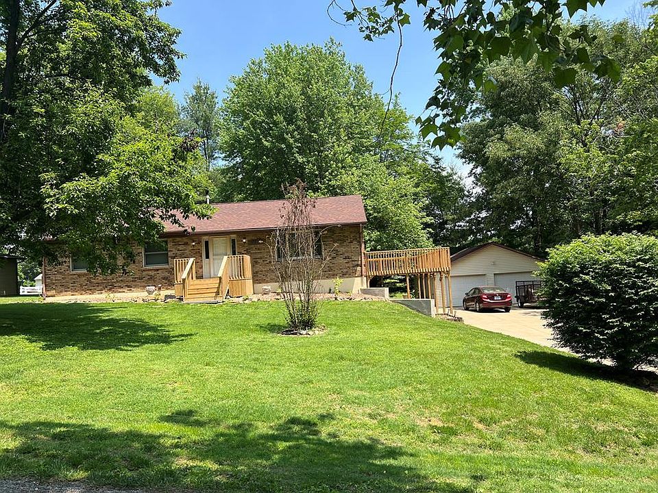 1st image of 3569 Becker Dr