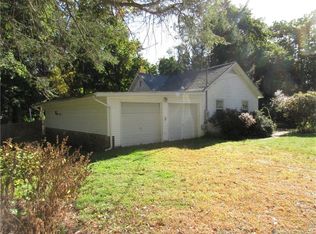 143 Rockwell Rd, Bethel, CT 06801