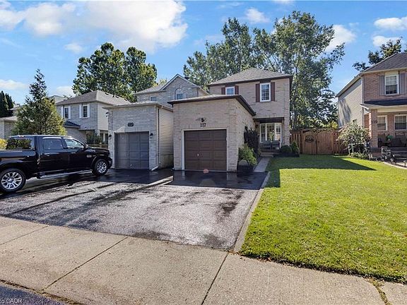 3rd image of 117D Aubigny Rd
