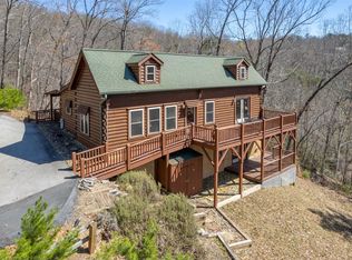 291 Whippoorwill Dr, Lake Lure, NC 28746