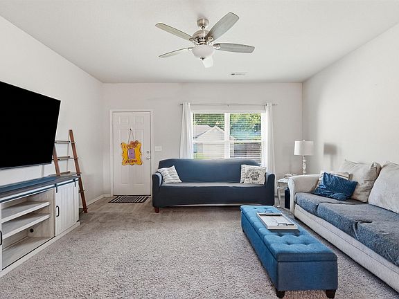 4th image of 1350 Acuff Ln
